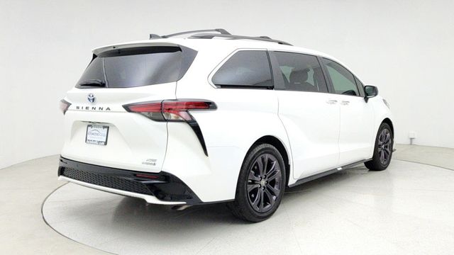 2023 Toyota Sienna XSE, 7-Seater - 22947894 - 4
