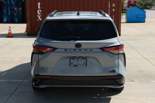 2023 Toyota Sienna XSE FWD 7-Passenger - 23071000 - 11