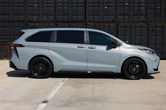 2023 Toyota Sienna XSE FWD 7-Passenger - 23071000 - 15