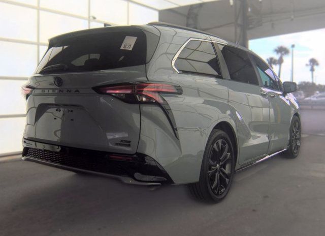 2023 Toyota Sienna XSE FWD 7-Passenger - 23071000 - 1