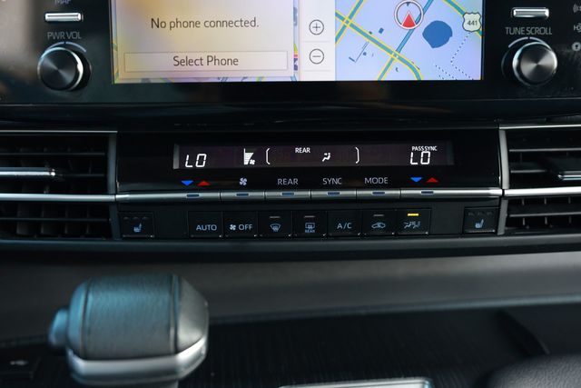 2023 Toyota Sienna XSE FWD 7-Passenger - 23071000 - 41