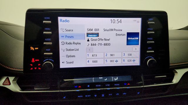 2023 Toyota Sienna XSE FWD 7-Passenger - 22947894 - 16