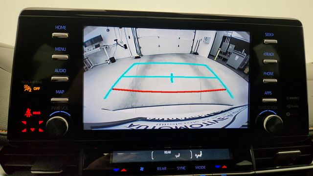 2023 Toyota Sienna XSE FWD 7-Passenger - 22947894 - 18