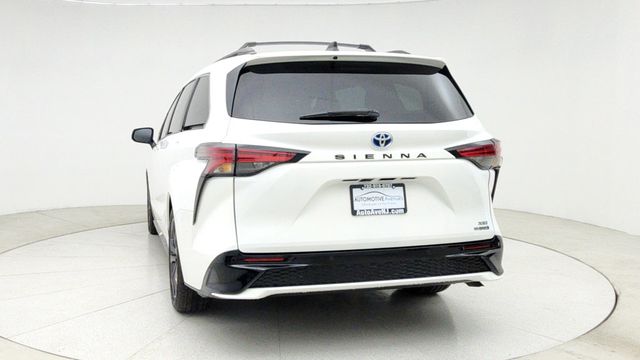 2023 Toyota Sienna XSE FWD 7-Passenger - 22947894 - 5