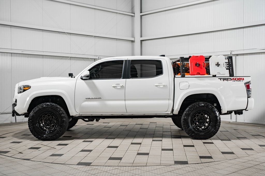 2023 Toyota Tacoma TRD Sport photo 4