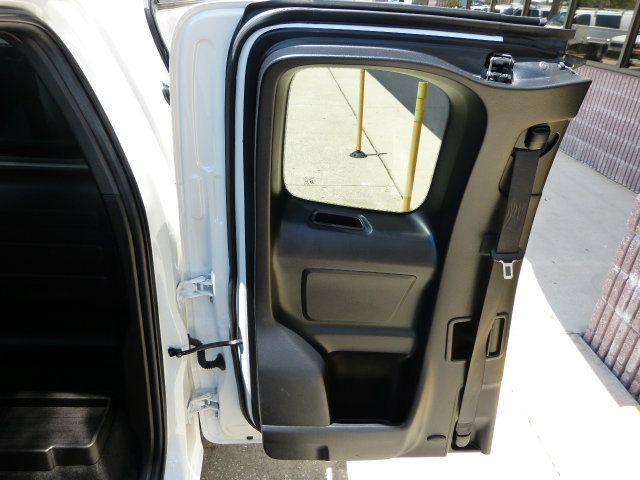 2023 Toyota Tacoma 2WD 2.7L 4CYL. GAS*2WD*EXT CAB*6FT BED*"ATC" TOPPER WITH LADDER RACK - 23028198 - 29