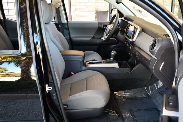 2023 Toyota Tacoma 2WD SR5 Double Cab 4X2 W/Technology Package and Navigation - 22333015 - 17