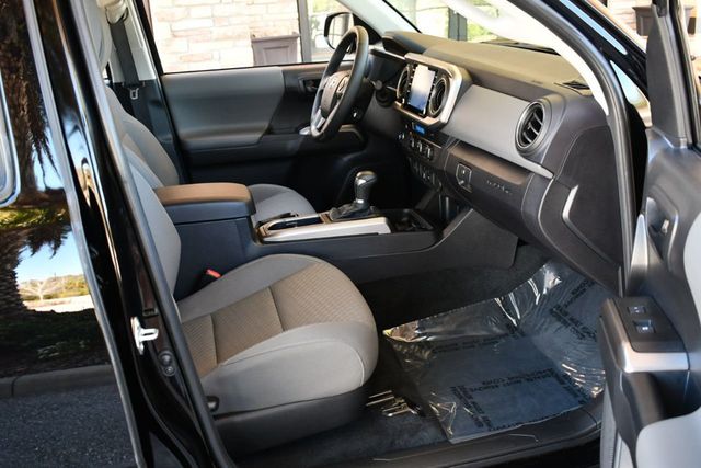 2023 Toyota Tacoma 2WD SR5 Double Cab 4X2 W/Technology Package and Navigation - 22333015 - 40