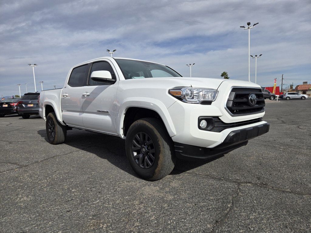 2023 Toyota Tacoma SR5 Double Cab V6 photo 3