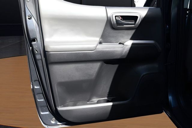 2023 Toyota Tacoma 2WD SR5 Double Cab 5' Bed V6 Automatic - 23029016 - 24