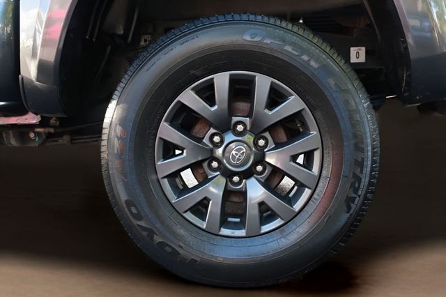 2023 Toyota Tacoma 2WD SR5 Double Cab 5' Bed V6 Automatic - 23029016 - 30