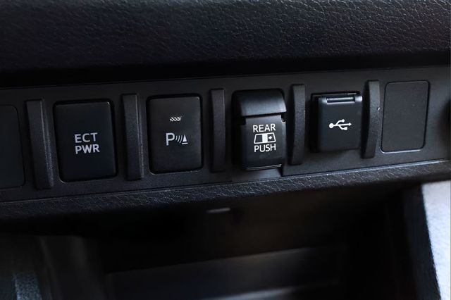 2023 Toyota Tacoma 2WD SR5 Double Cab 5' Bed V6 Automatic - 23029016 - 40