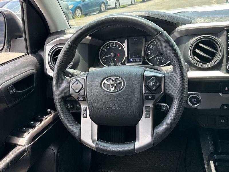 2023 Toyota Tacoma 2WD SR5 Double Cab 6' Bed V6 Automatic - 23036048 - 17