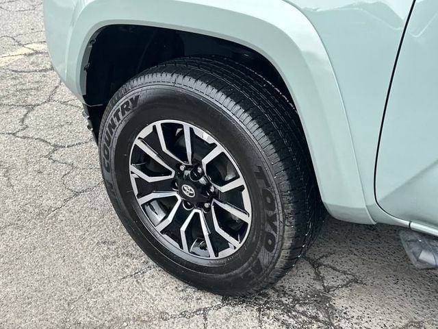 2023 Toyota Tacoma 2WD TRD Sport Double Cab 5' Bed V6 Automatic - 22926972 - 10