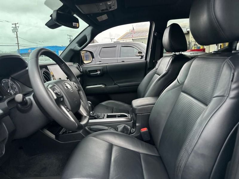 2023 Toyota Tacoma 2WD TRD Sport Double Cab 5' Bed V6 Automatic - 22926972 - 11