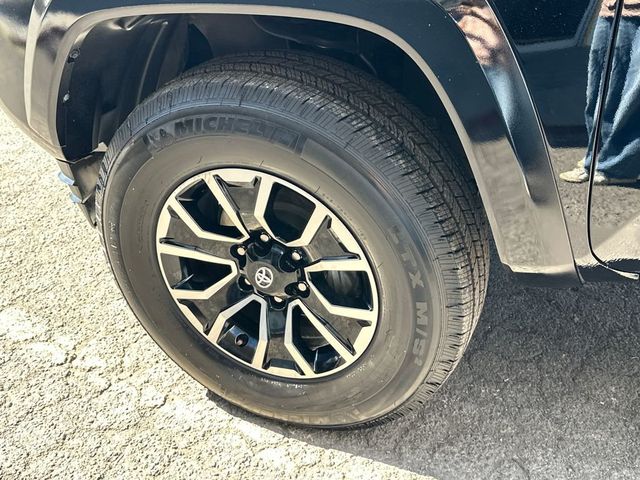 2023 Toyota Tacoma 2WD TRD Sport Double Cab 5' Bed V6 Automatic - 22952701 - 10