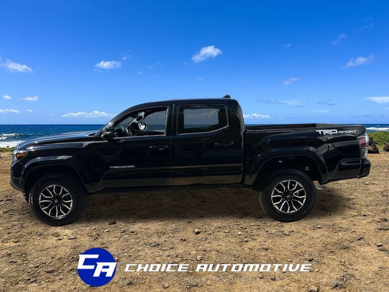2023 Toyota Tacoma TRD Sport Double Cab V6 photo 3