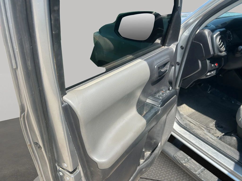 2023 Toyota Tacoma 4WD 1 OWNER CLEAN CARFAX, CUSTOM UPGRADES, TONNEAU COVER, TINTED!!! - 23072100 - 17