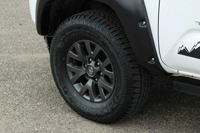 2023 Toyota Tacoma 4WD ONE OWNER 4X4 SR5 DOUBLE CAB  - 23016559 - 32