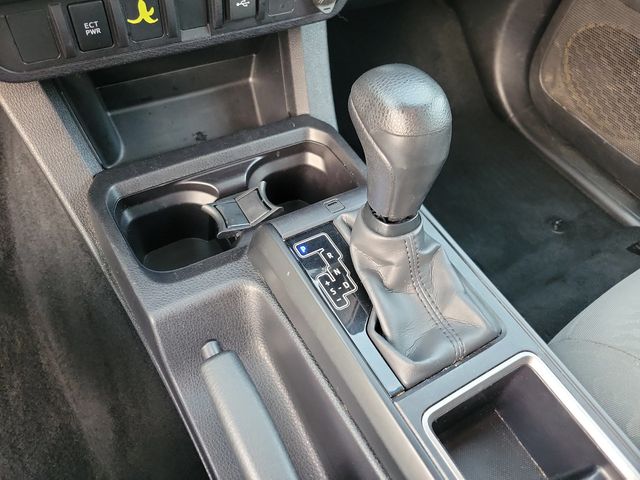 2023 Toyota Tacoma 4WD SR5 Double Cab 5' Bed V6 Automatic - 22948135 - 10