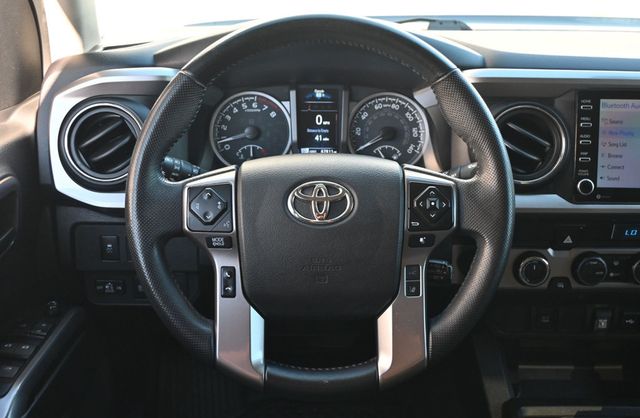 2023 Toyota Tacoma 4WD SR5 Double Cab V6 4X4 Brand New Tires - 22973310 - 9