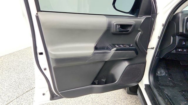 2023 Toyota Tacoma 4WD SR Double Cab 4WD V6 w/ Camper Shell & Running Boards - 23039994 - 9