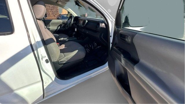 2023 Toyota Tacoma 4WD SR Double Cab 5' Bed V6 Automatic - 23070385 - 16