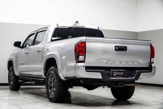 2023 Toyota Tacoma 4WD SR Double Cab 5' Bed V6 Automatic - 23022386 - 10