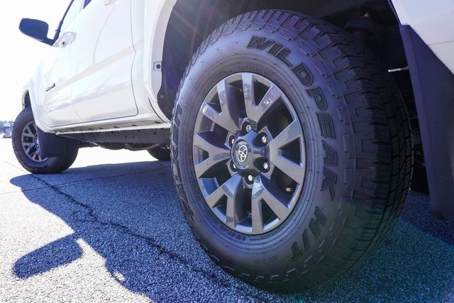 2023 Toyota Tacoma 4WD SR Double Cab 5' Bed V6 Automatic - 22979368 - 33