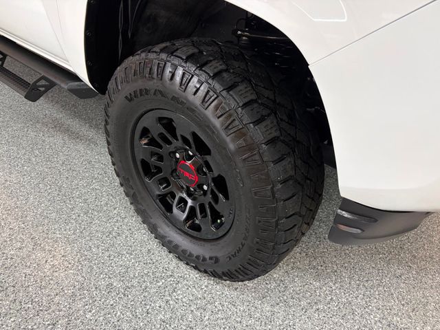 2023 Toyota Tacoma 4WD SR Double Cab 5' Bed V6 Automatic - 23015401 - 4