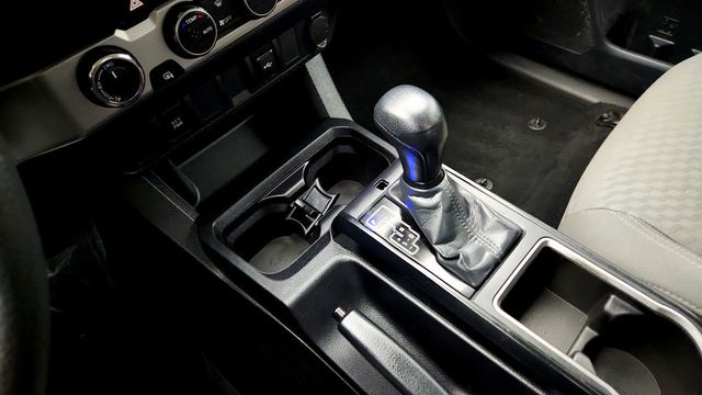 2023 Toyota Tacoma 4WD SR Double Cab 5' Bed V6 Automatic with Predator Tube Steps - 22973251 - 13