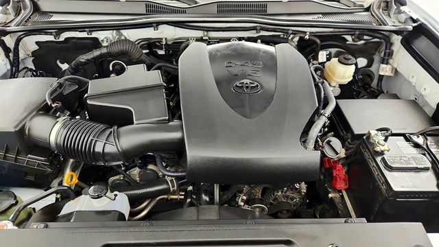 2023 Toyota Tacoma 4WD SR Double Cab 5' Bed V6 Automatic with Predator Tube Steps - 22973251 - 23