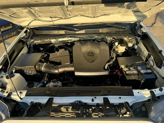 2023 Toyota Tacoma 4WD Trail Edition Double Cab 5' Bed V6 Automatic - 22950078 - 11