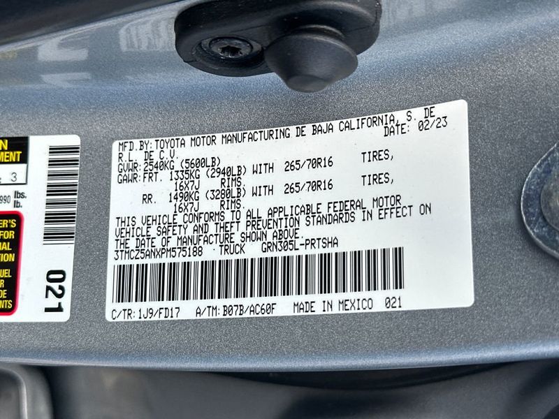 2023 Toyota Tacoma 4WD TRD Off-Road - 23024045 - 21