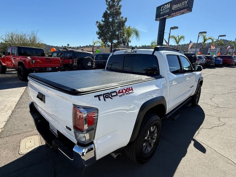 2023 Toyota Tacoma 4WD TRD Off Road Double Cab 5' Bed V6 Automatic - 22665462 - 8