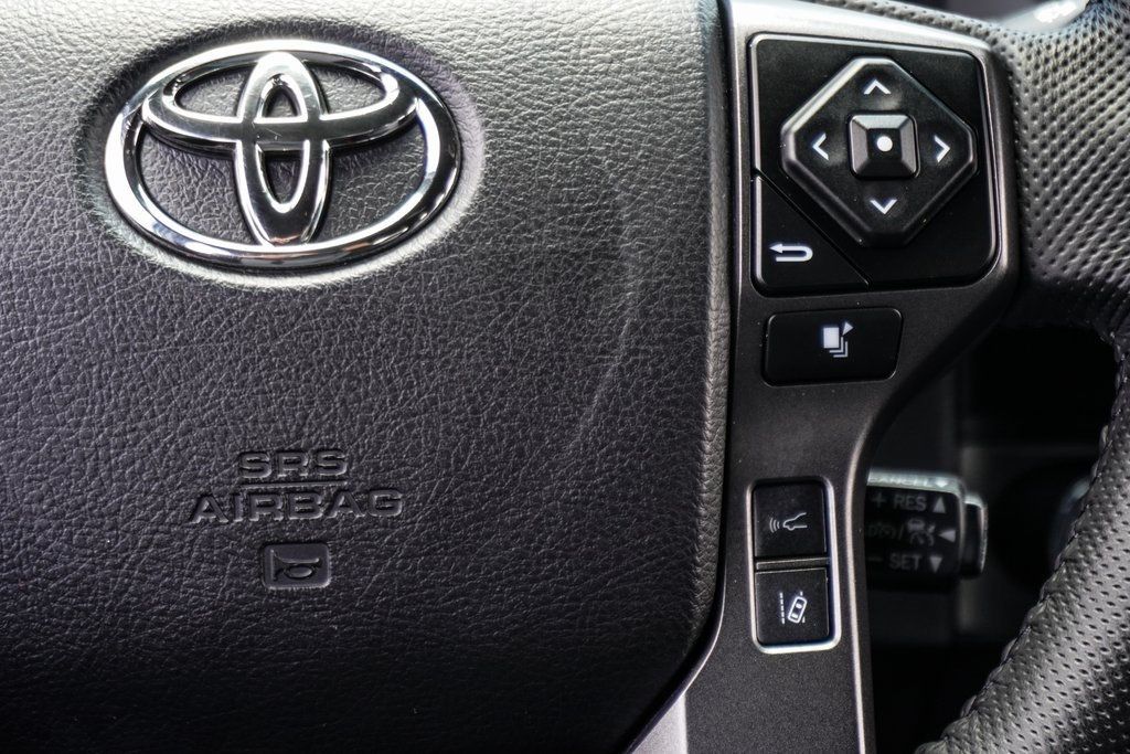 2023 Toyota Tacoma 4x4 TRD Double Cab V6 photo 25
