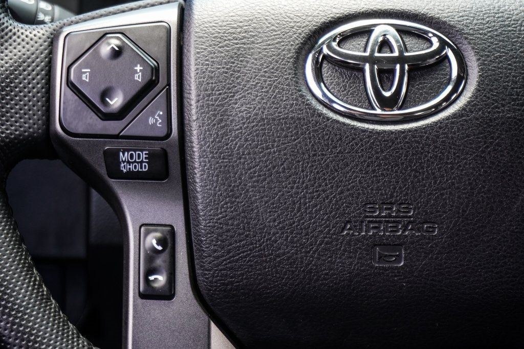 2023 Toyota Tacoma 4x4 TRD Double Cab V6 photo 26