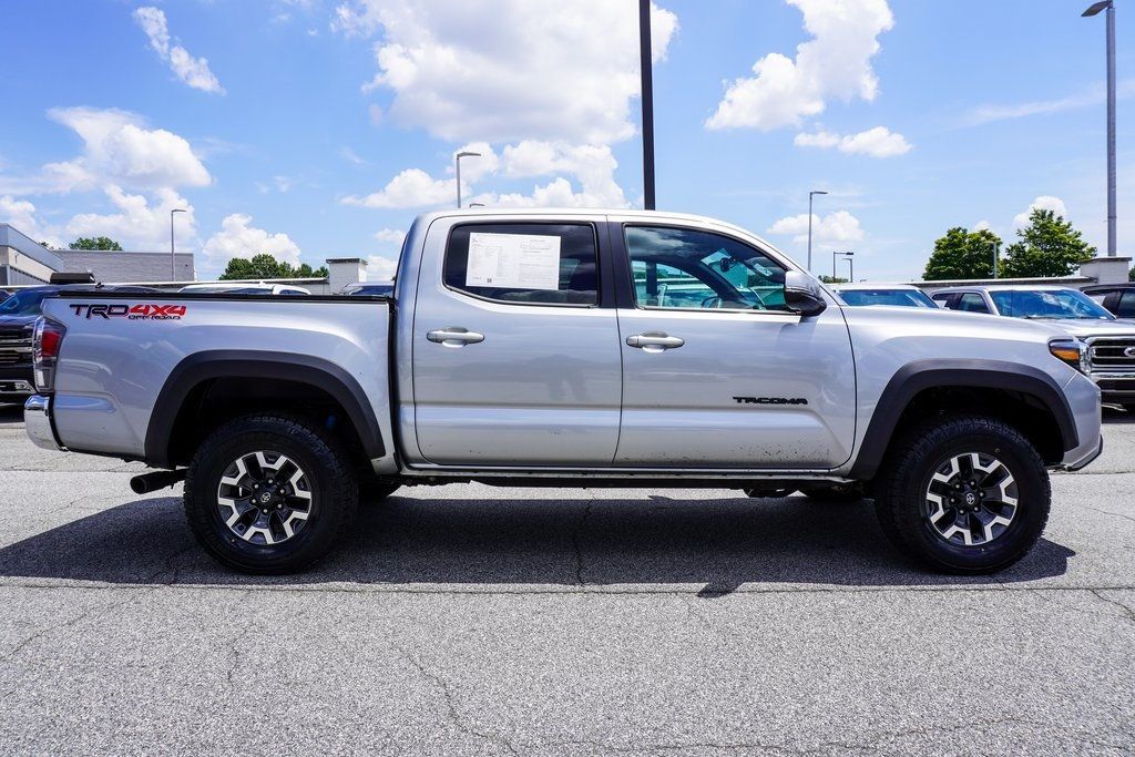 2023 Toyota Tacoma 4x4 TRD Double Cab V6 photo 8