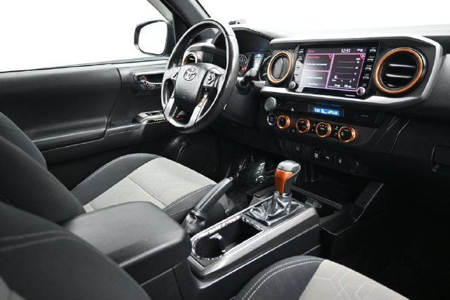 2023 Toyota Tacoma 4WD TRD Off Road Double Cab 5' Bed V6 Automatic - 23080075 - 16