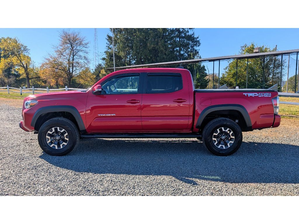 2023 Toyota Tacoma TRD Double Cab V6 photo 4