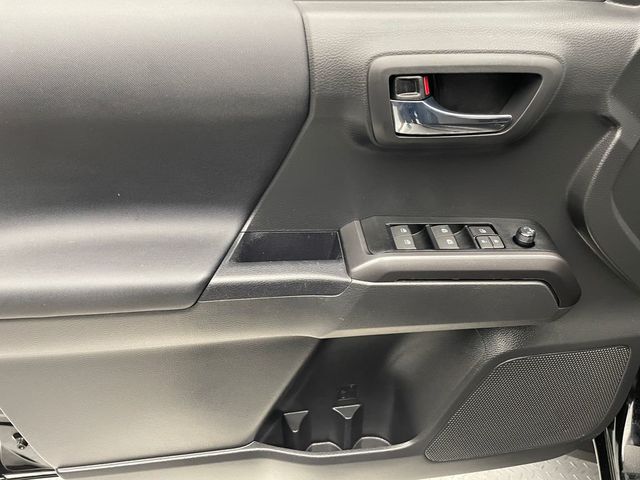 2023 Toyota Tacoma 4WD TRD Off Road Double Cab 5' Bed V6 Automatic - 22911598 - 8