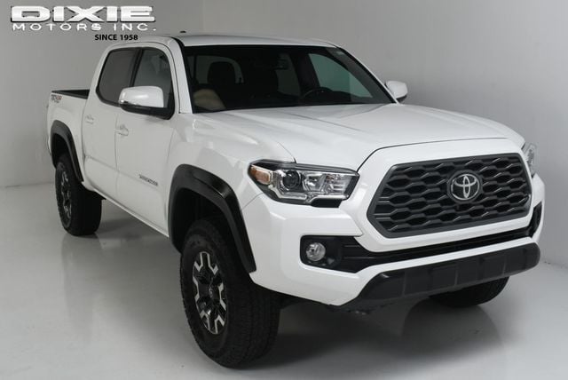 2023 Toyota Tacoma 4WD TRD Off Road Double Cab 5' Bed V6 MT - 22743032 - 0