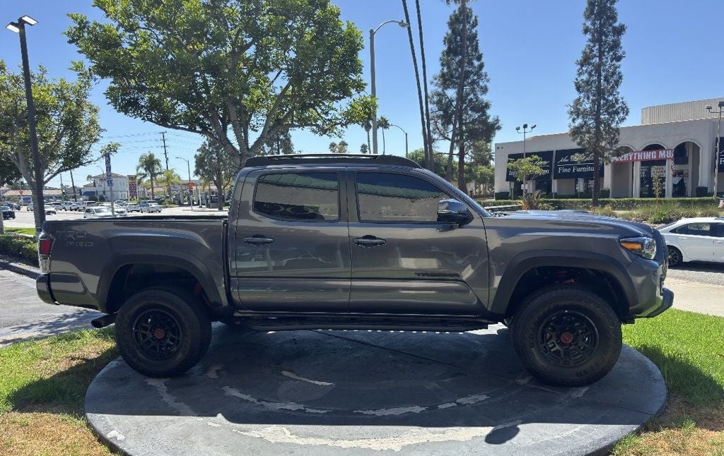 2023 Toyota Tacoma 4x4 TRD Pro Double Cab V6 photo 2
