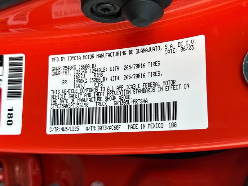 2023 Toyota Tacoma 4WD TRD Pro Double Cab 5' Bed V6 Automatic - 22962522 - 21
