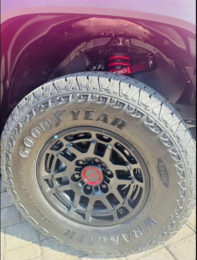 2023 Toyota Tacoma 4WD TRD Pro Double Cab 5' Bed V6 Automatic - 22938499 - 23