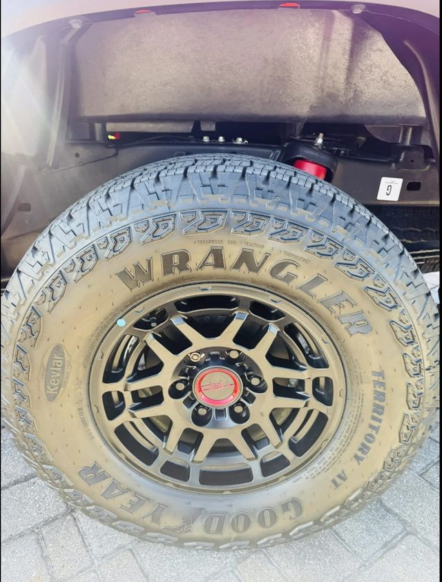 2023 Toyota Tacoma 4WD TRD Pro Double Cab 5' Bed V6 Automatic - 22938499 - 25