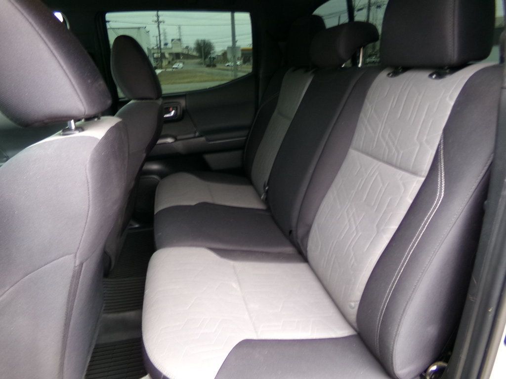 2023 Toyota Tacoma 4WD TRD Sport Double Cab 5' Bed V6 Automatic - 22977730 - 10
