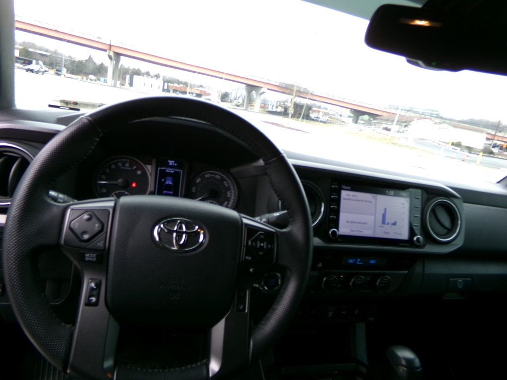 2023 Toyota Tacoma 4WD TRD Sport Double Cab 5' Bed V6 Automatic - 22977730 - 17