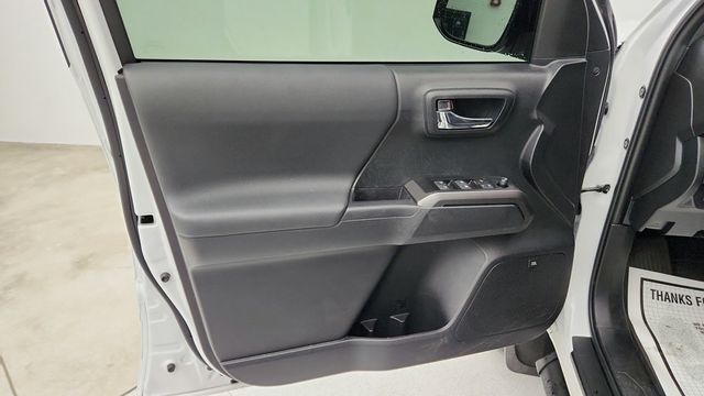 2023 Toyota Tacoma 4WD TRD Sport Double Cab 6' Bed V6 Automatic - 22940982 - 10