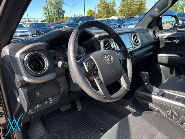 2023 Toyota Tacoma Double Cab TRD Off-Road Pickup 4D 5 ft - 23097858 - 11